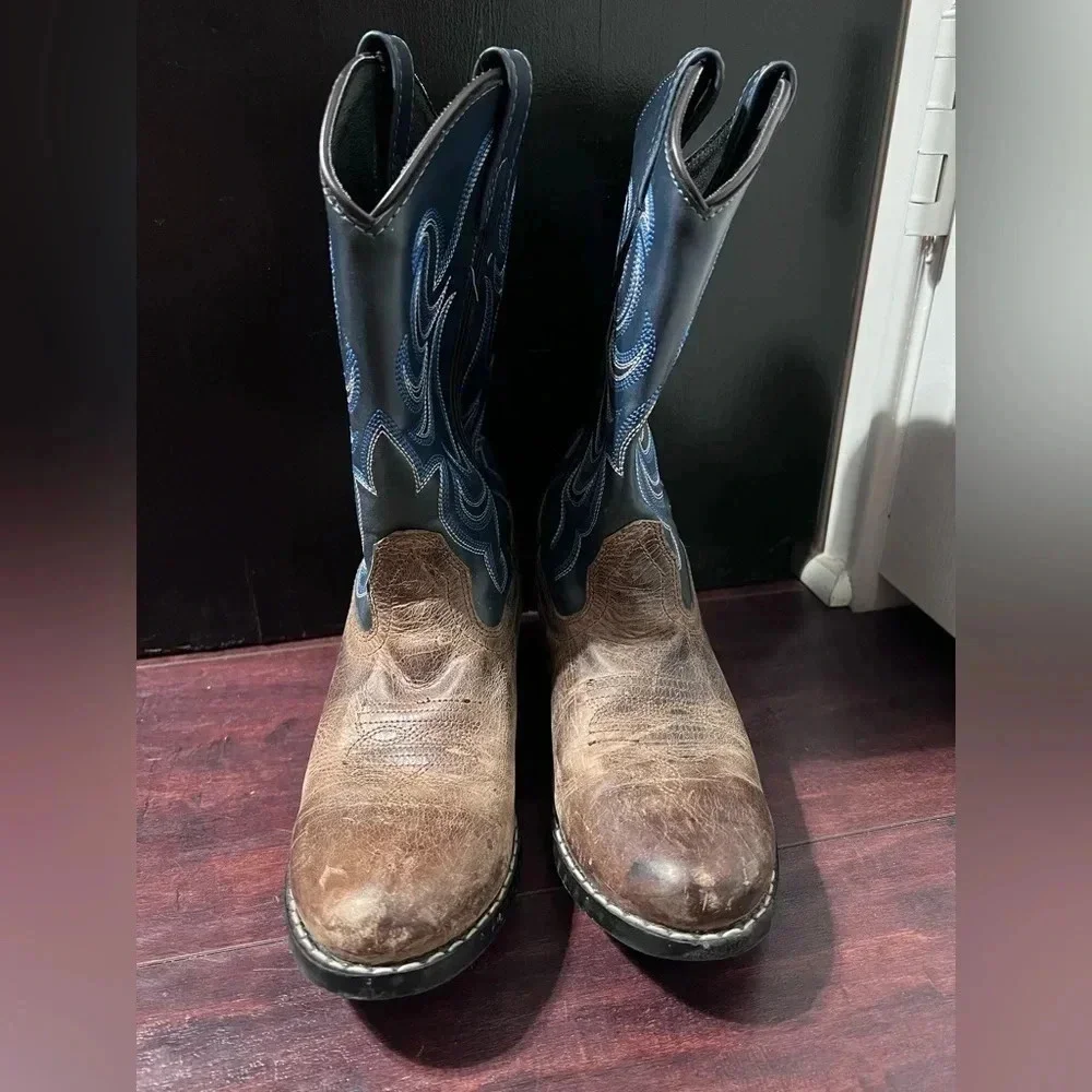 Cody James Brown/Blue Leather Round Toe Pull On Western Boots Boys Size 4D EUC. - Picture 2 of 7